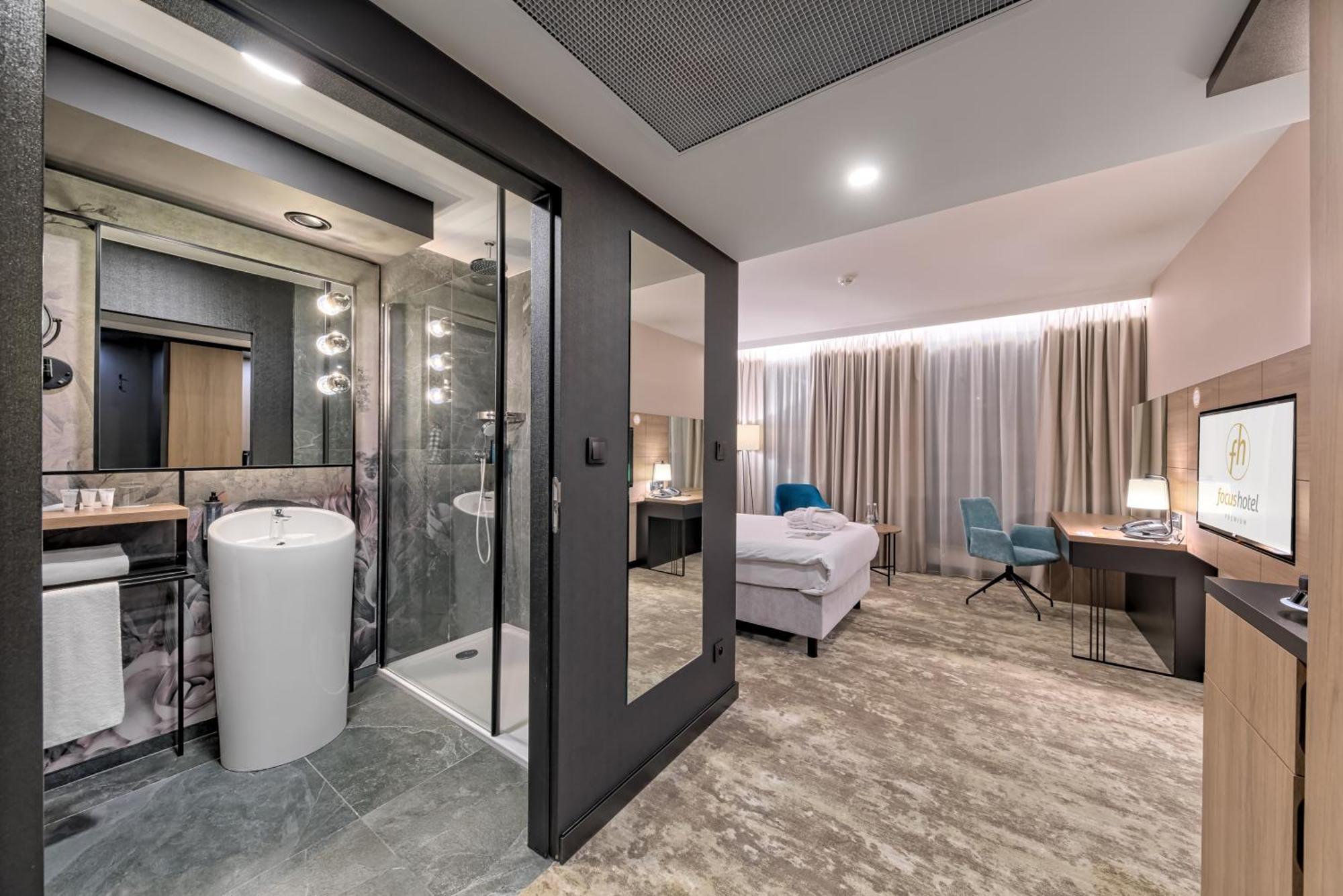 Focus Hotel Premium Warszawa Exteriér fotografie